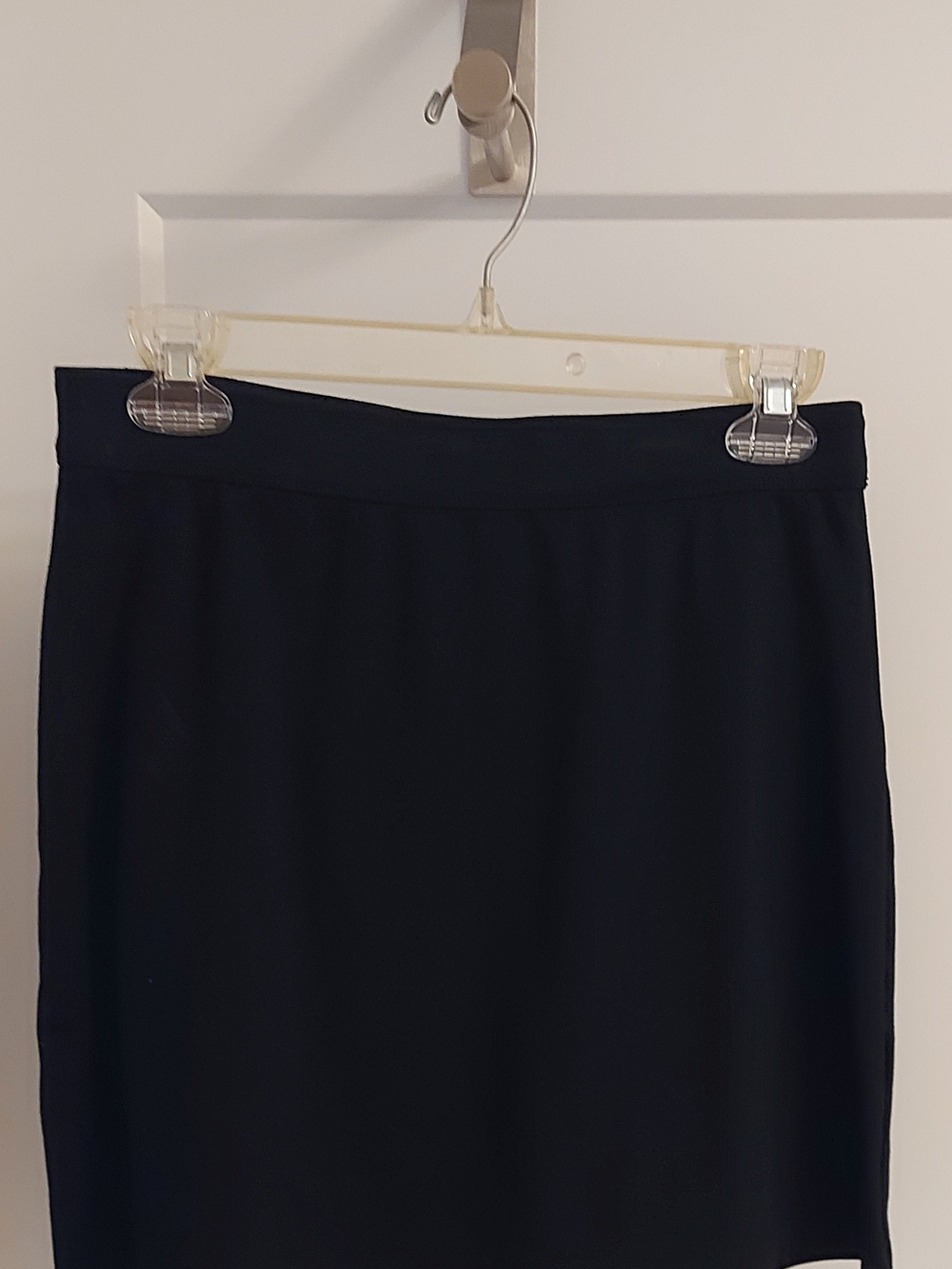 Max Studio Black Pencil Skirt with Clean Waistband